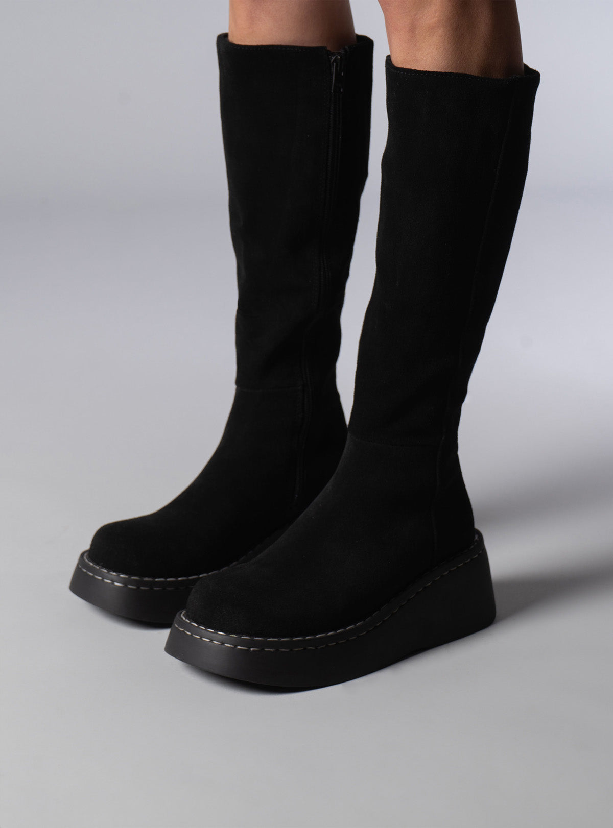 UNIF Latest | Bundt Boot -