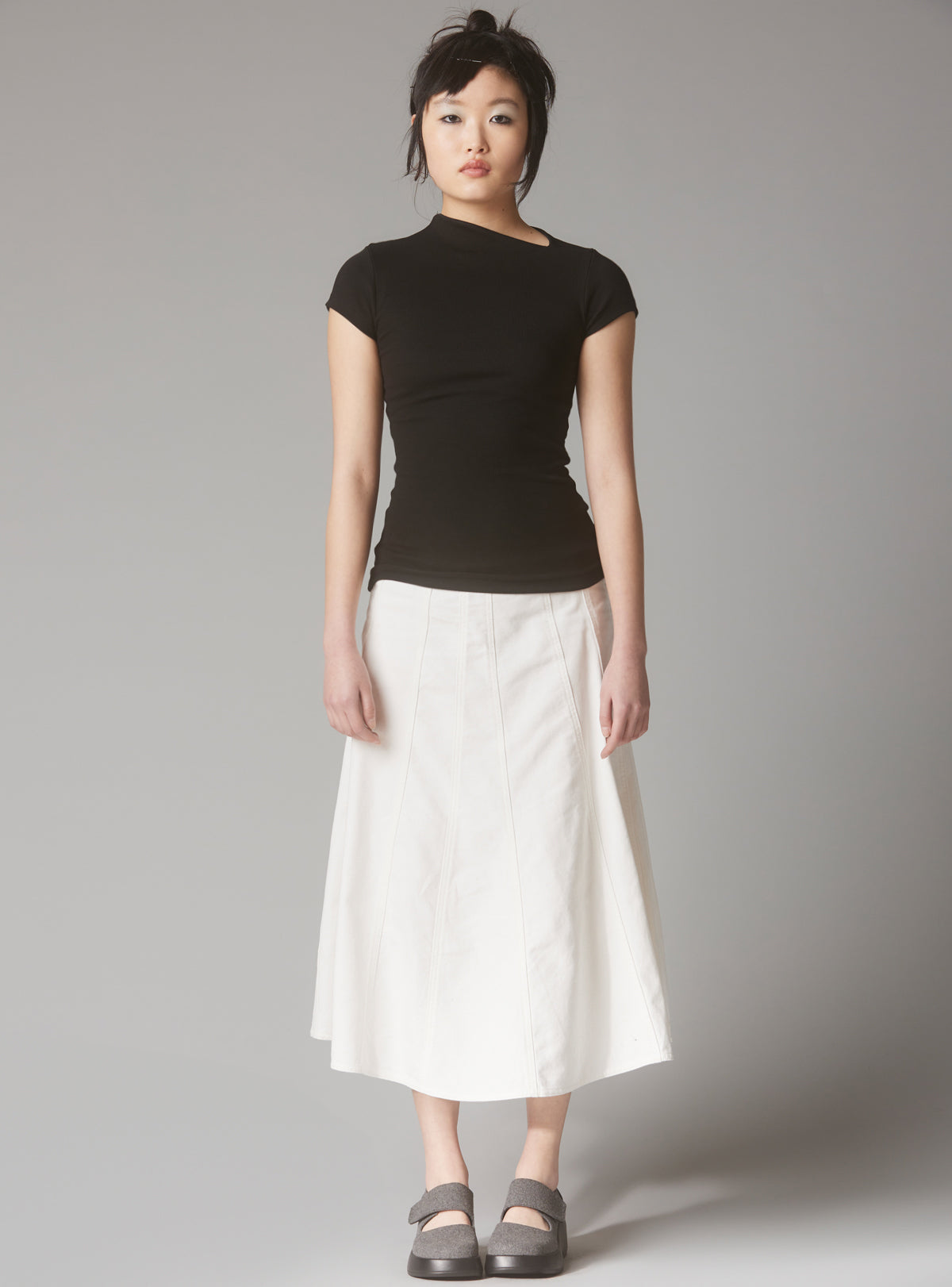 UNIF Essential | Rib Asymmetrical Cap Sleeve