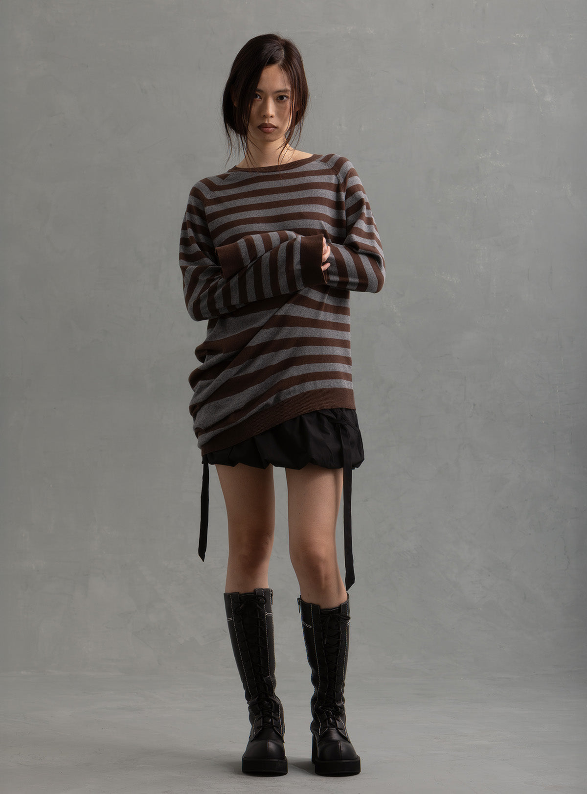 UNIF Classic | Voor Sweater