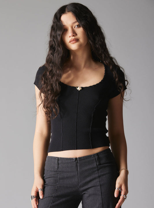 UNIF Essential | XAE Ribbed Crop Top