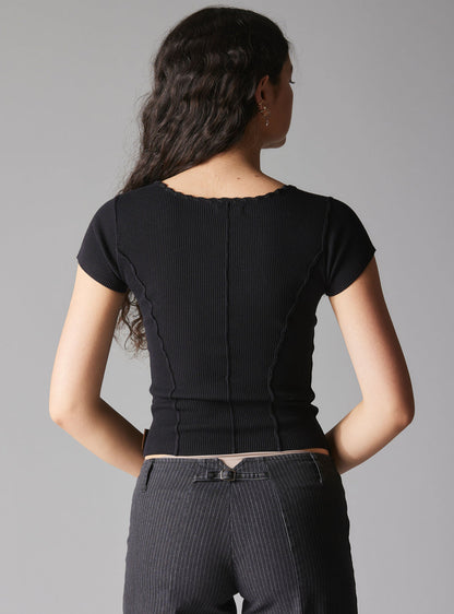 UNIF Essential | XAE Ribbed Crop Top