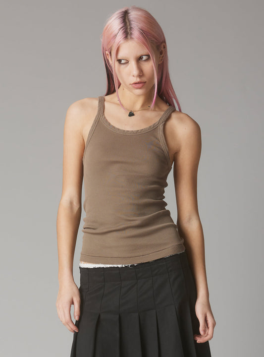 UNIF Quality | Staple Rib Tank Concrete