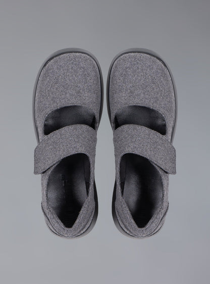 UNIF Recommended | Felt Platform Sandal In Grey
