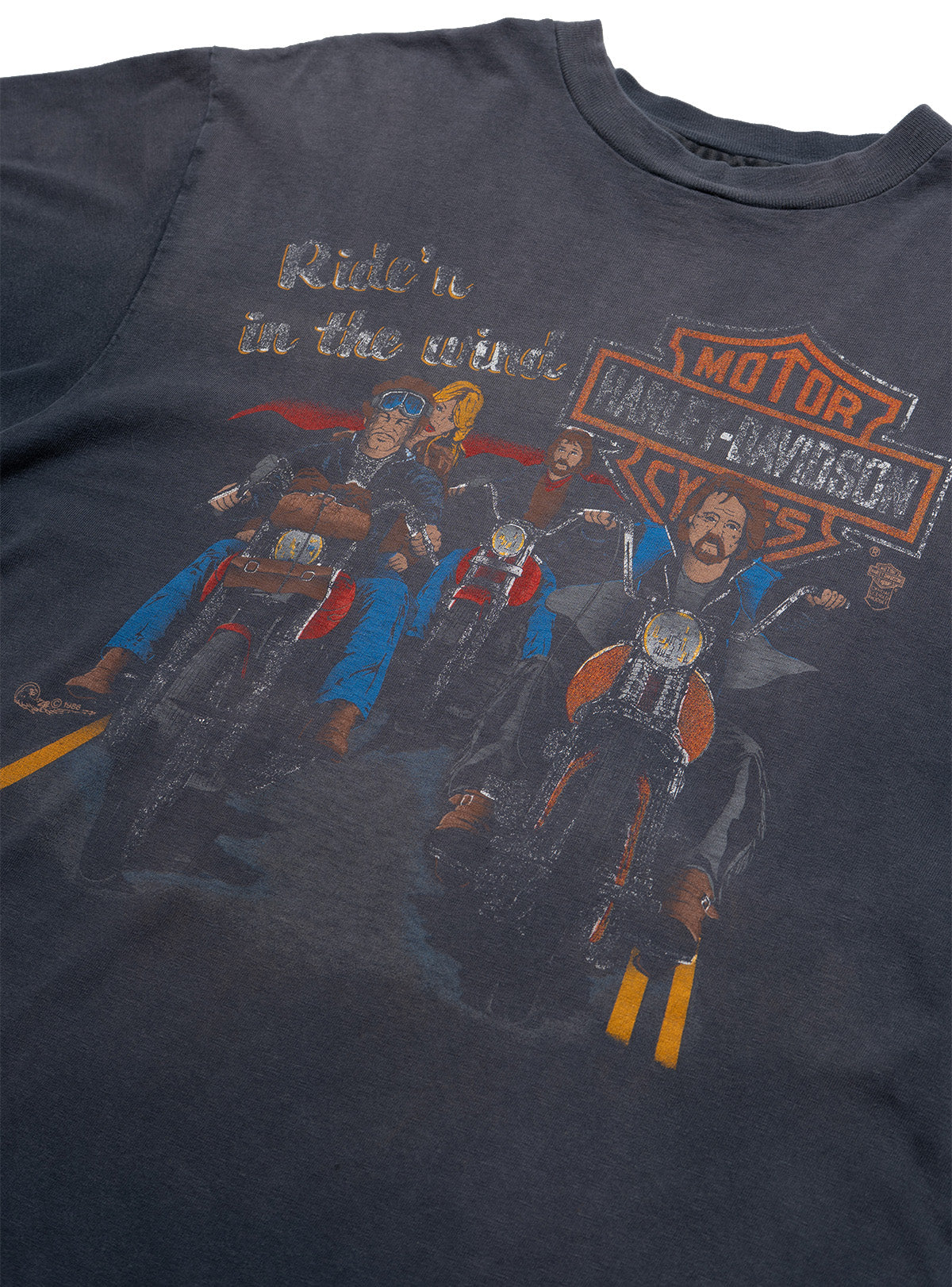 UNIF Best Seller | Vintage Ride'n in the Wind Tee