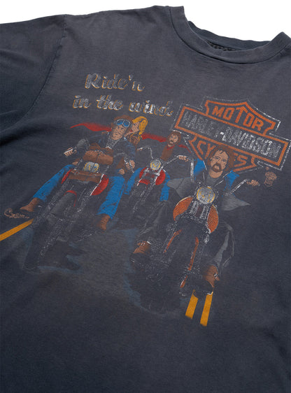 UNIF Best Seller | Vintage Ride'n in the Wind Tee