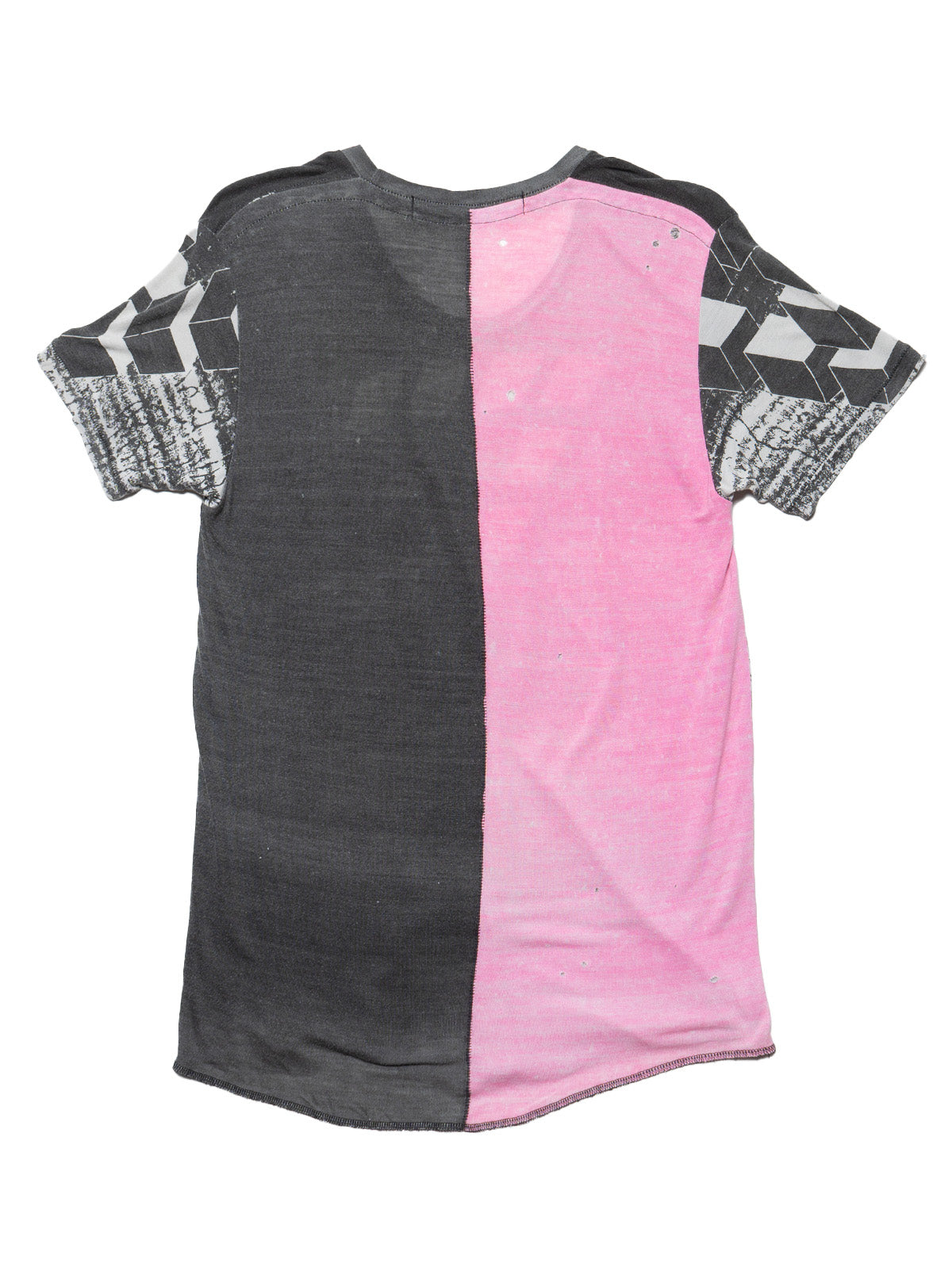 UNIF New | Vintage Horace 3D Cube Tee