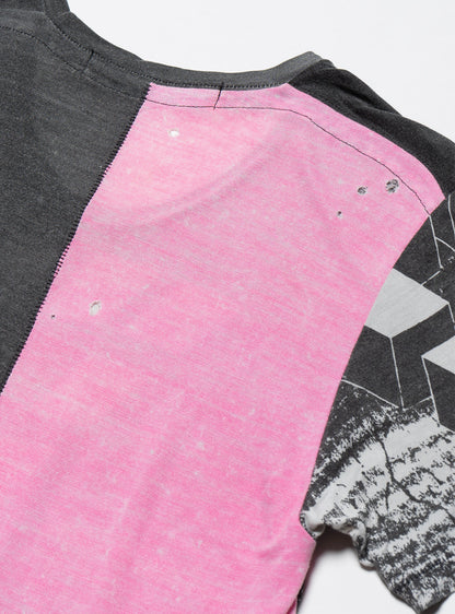 UNIF New | Vintage Horace 3D Cube Tee