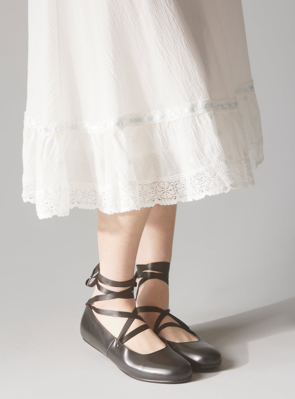 UNIF Everyday | Pavlova Flats