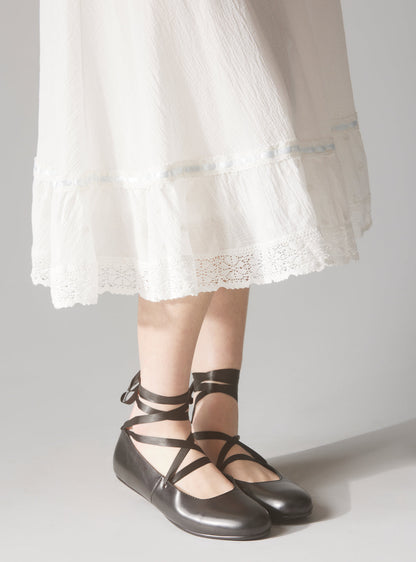 UNIF Everyday | Pavlova Flats