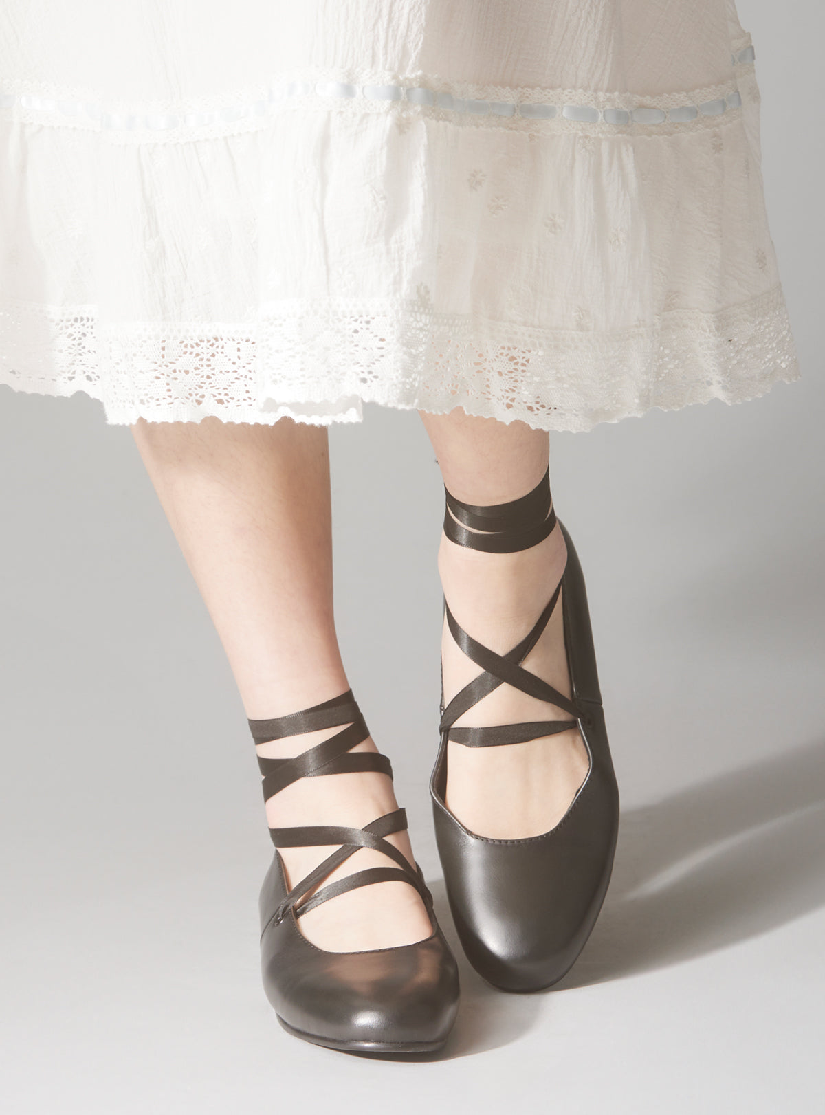 UNIF Everyday | Pavlova Flats