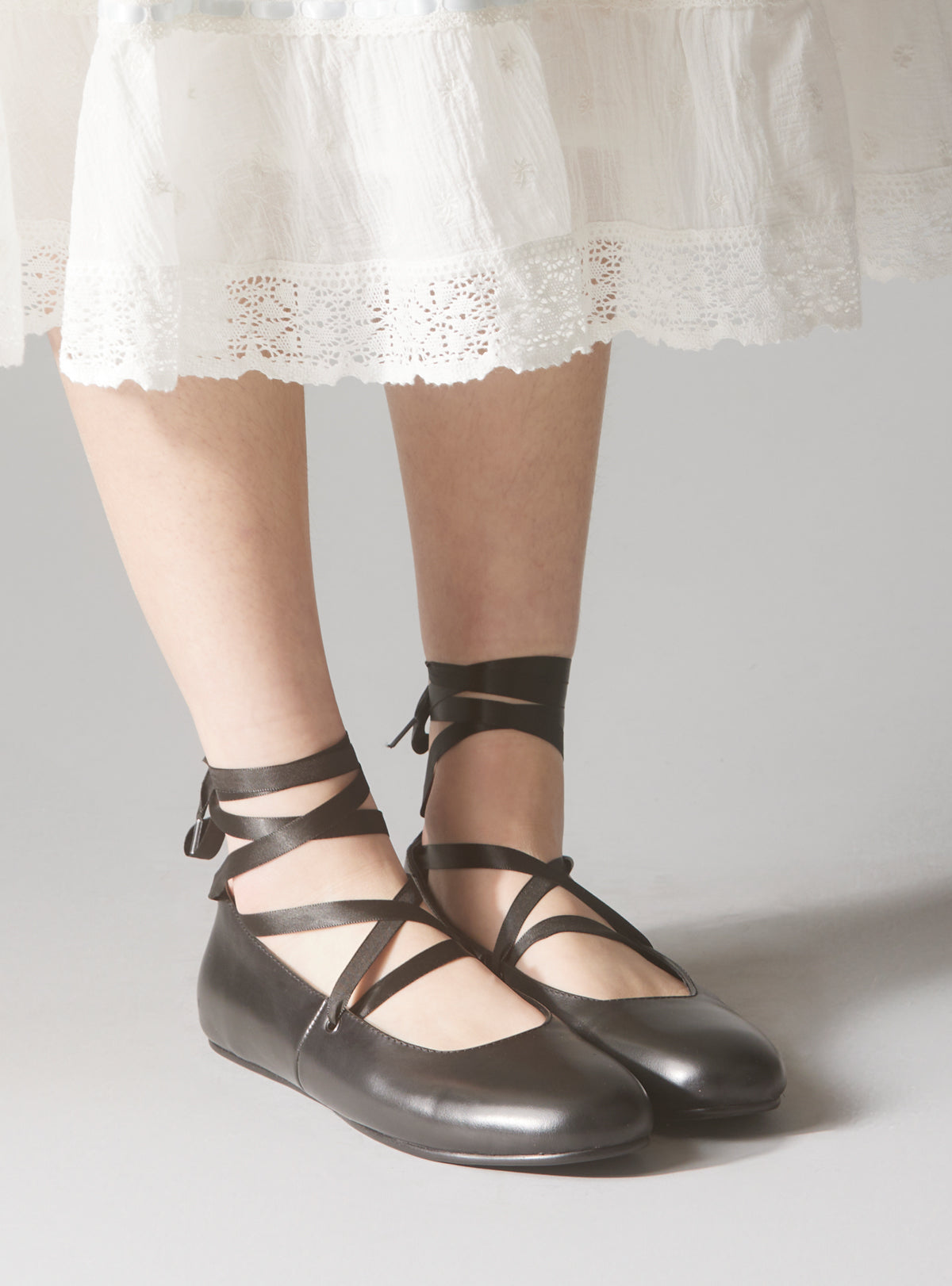 UNIF Everyday | Pavlova Flats