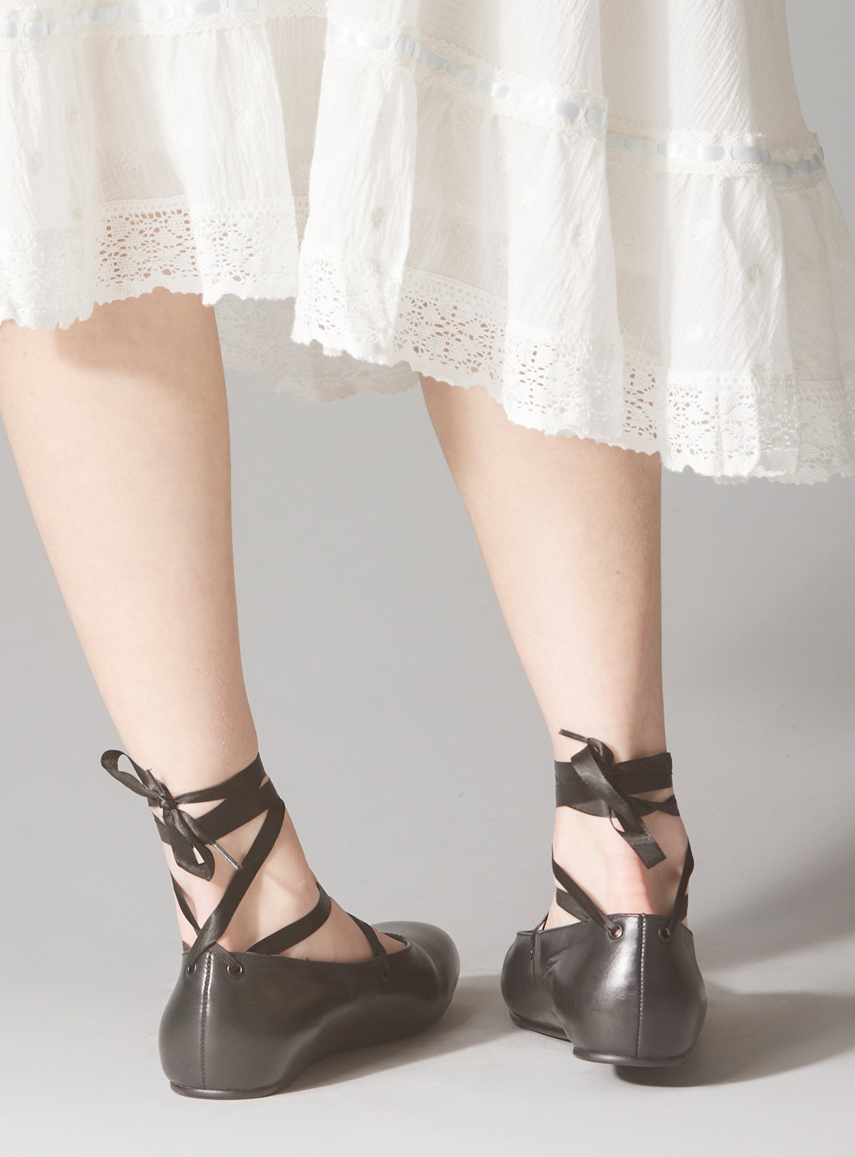 UNIF Everyday | Pavlova Flats